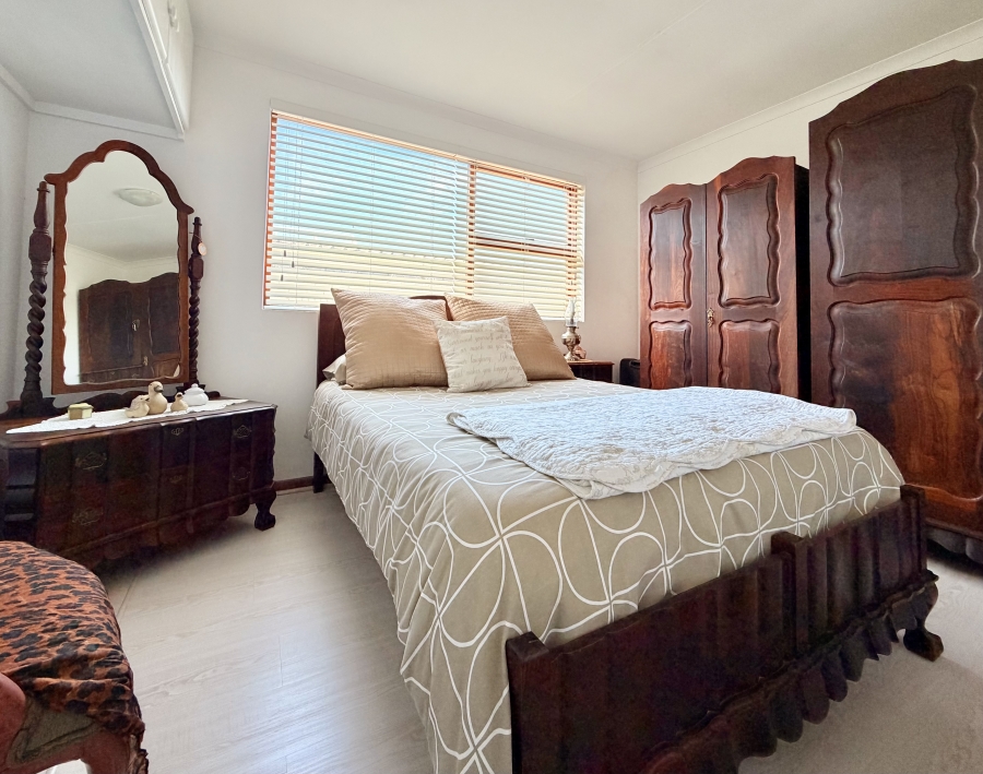 4 Bedroom Property for Sale in Onrus Western Cape